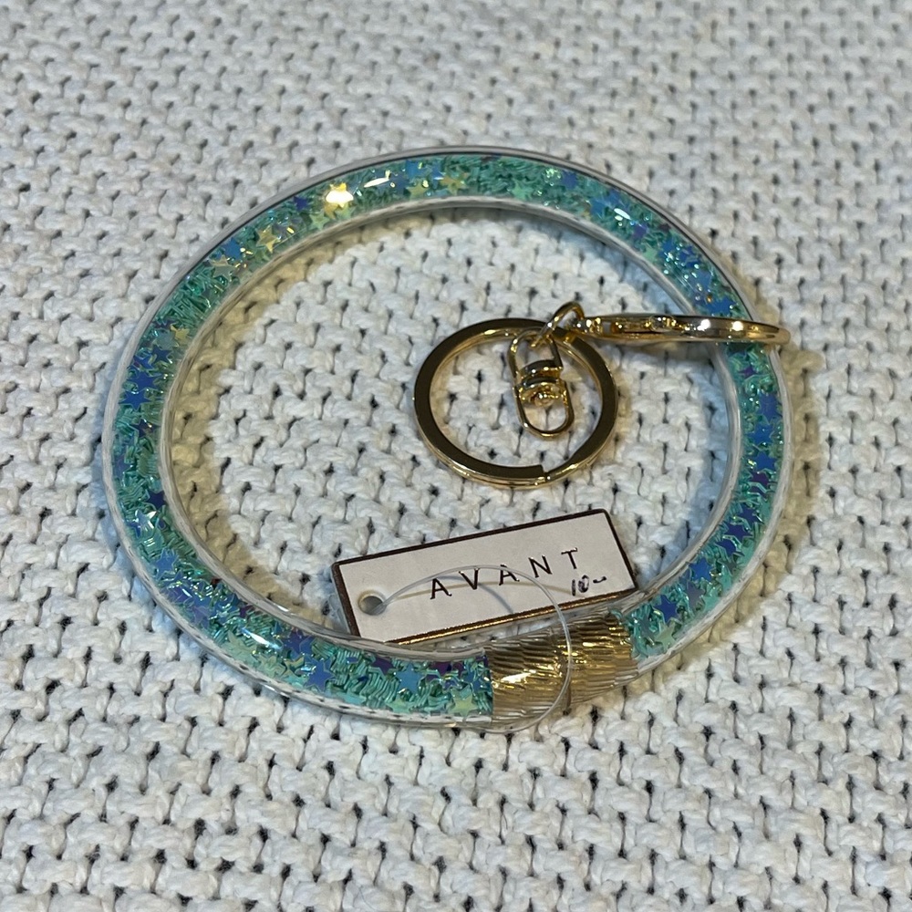 🐙Turquoise Bracelet key ring by avant NWT